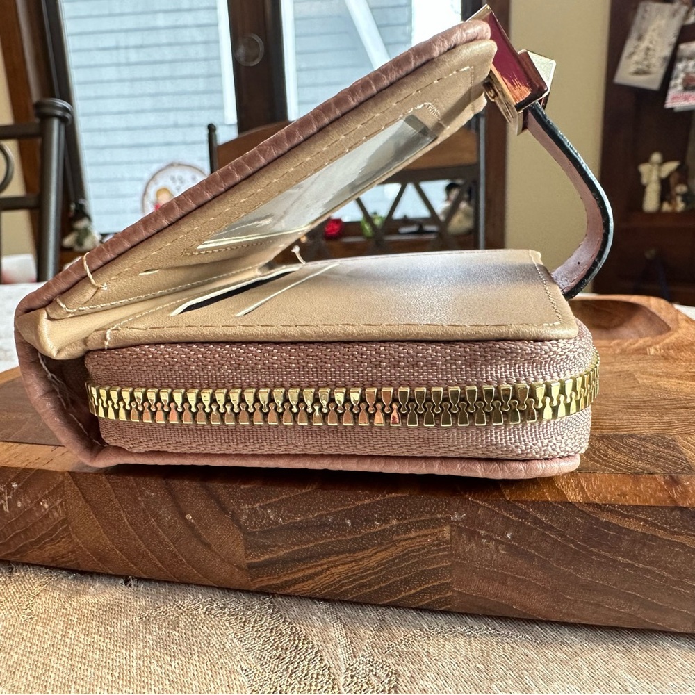 Small wallet NWOT Mauve - Picture 4 of 10